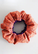 Load image into Gallery viewer, P&amp;Orange Lace Scrunchie
